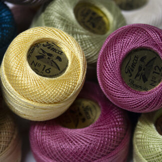 Presencia Finca Perle Threads