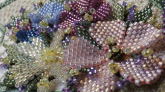 5. 3-Dimensional Bead Embroidery Techniques: Right Handed