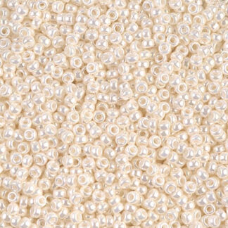 11-0592 Antique Ivory Pearl Ceylon 2g